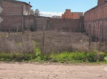 Terreno · 340m² · Venta Terreno, Barrio Los Nogales, Cipolletti.