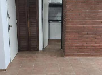 Departamento · 60m² · 3 Ambientes · Departamento en Alquiler - 2 Dorm. 1 Baño - 60 m - Liniers