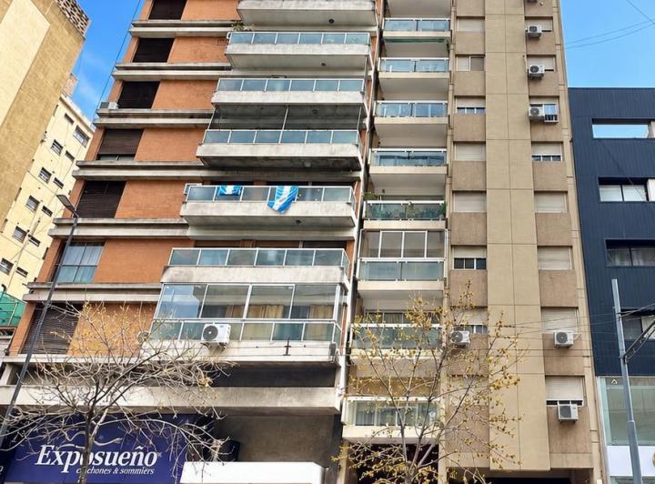 Departamento · 121m² · 5 Ambientes · 1 Cochera
