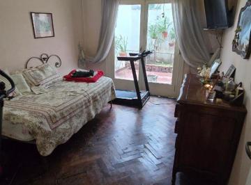 PH de 3 ambientes, Belgrano · Muy Buen PH 3 Amb con Patio