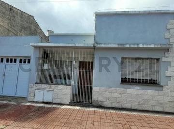 PH · 101m² · 3 Ambientes · 3 Cocheras · PH Tres Ambientes Al Frente, Planta Baja con Garaje, Don Bosco, Mar del Plata