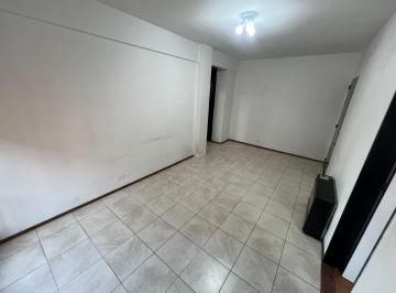 Departamento de 2 ambientes, Avellaneda · Departamento 2 Ambientes Luminoso en Avellaneda Centro