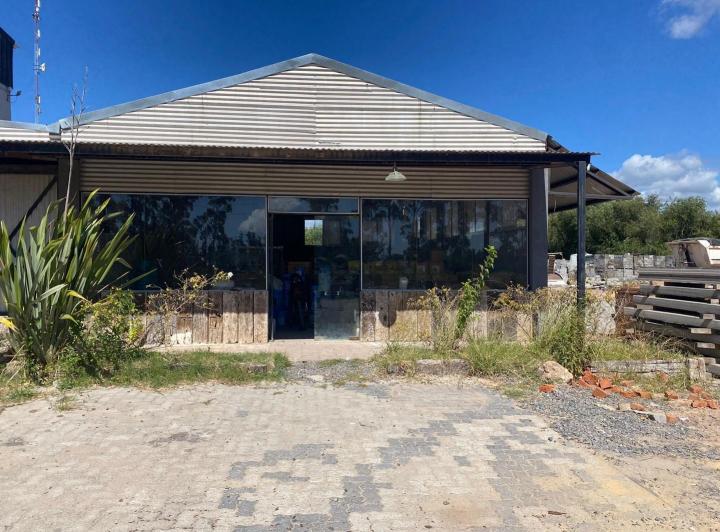 Local comercial · 120m²
