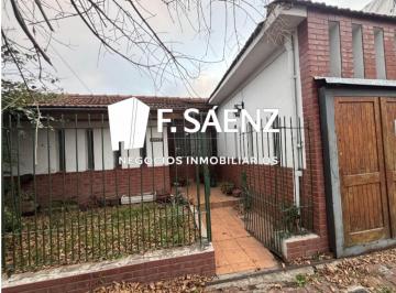 Casa · 140m² · 3 Ambientes · 1 Cochera · Casa en Venta en José Mármol de Tres Ambientes