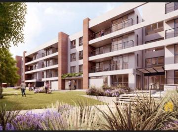 Departamento · 70m² · 3 Ambientes · 1 Cochera · Venta Dpto 2 Dorm y Cochera en San Tomás