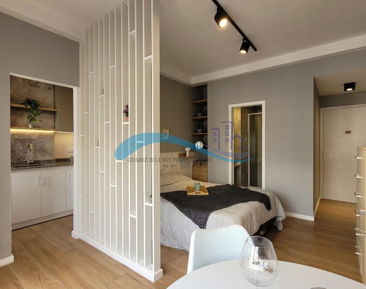 Departamento 1 amb, 30m² en 8° piso con balcón — Centro