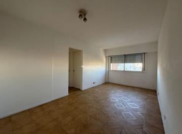 Departamento de 2 ambientes, Colegiales · Departamento 2 Amb C/ Cochera