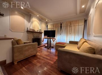 Casa · 164m² · 7 Ambientes · 4 Cocheras · Venta Casa Multifamiliar con Cochera en Quilmes Oeste