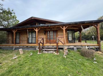 Casa de 3 ambientes, Presidente Perón · Cabaña de Troncos en Barrio Parque Las Naciones