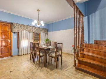 PH · 85m² · 4 Ambientes · 1 Cochera · PH en Venta en Remedios de Escalada