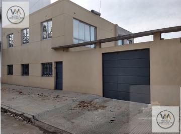 Oficina comercial · 332m² · 4 Cocheras · Oficina con Cocheras