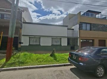 Casa de 3 ambientes, Lanús · Casa Buena Oportunidad de Inversion