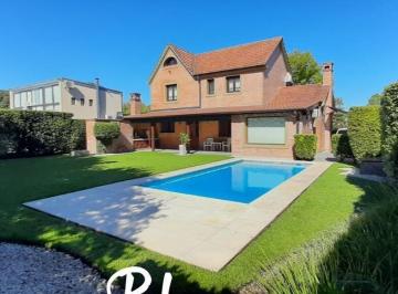 Casa · 163m² · 6 Ambientes · 1 Cochera · Casa en Venta en La Delfina, Pilar, G. B. a. Zona Norte