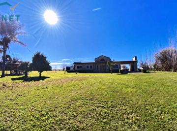 Campo · 246m² · 6 Ambientes · 1 Cochera · Quinta Semi Nueva de 6 Hectáreas con Casa de 3 Dorm. y Galpón - Cercano a Ruta 8