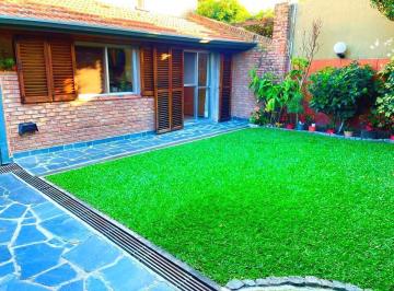 Casa · 168m² · 6 Ambientes · Casa PH en Venta - Lomas de San Isidro
