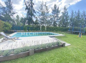 Casa · 240m² · 4 Ambientes · 2 Cocheras · Segunda Quincena de Enero San Gabriel, Villa Nueva