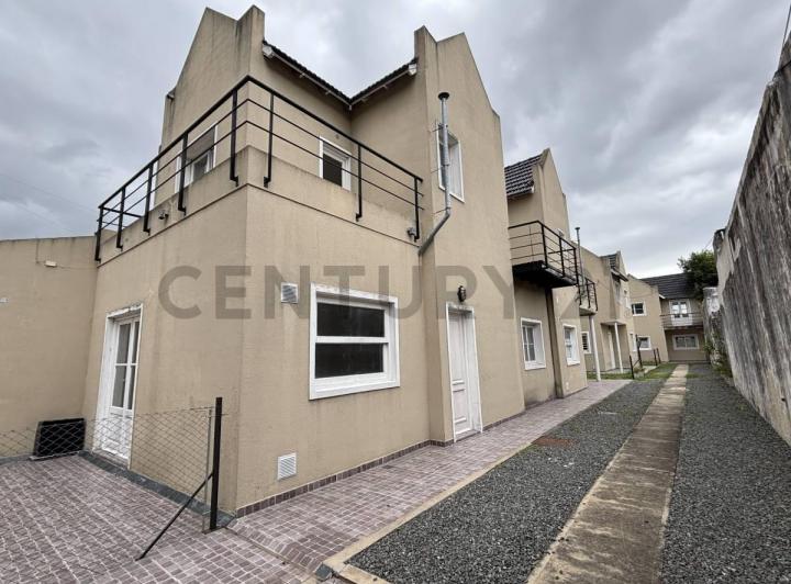Casa · 72m² · 3 Ambientes · 1 Cochera
