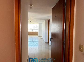 Departamento · 155m² · 4 Ambientes · Departamento en Alquiler Frente a Plaza Rivadavia – 2 Dorm., Suite y Escritorio