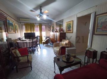 Departamento · 67m² · 4 Ambientes · Venta Departamento Tres Ambientes con Dependencia Balcon Al Frente en Belgrano