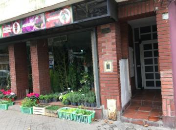 Departamento de 4 ambientes, Rosario · Departamento Interno de Escalera