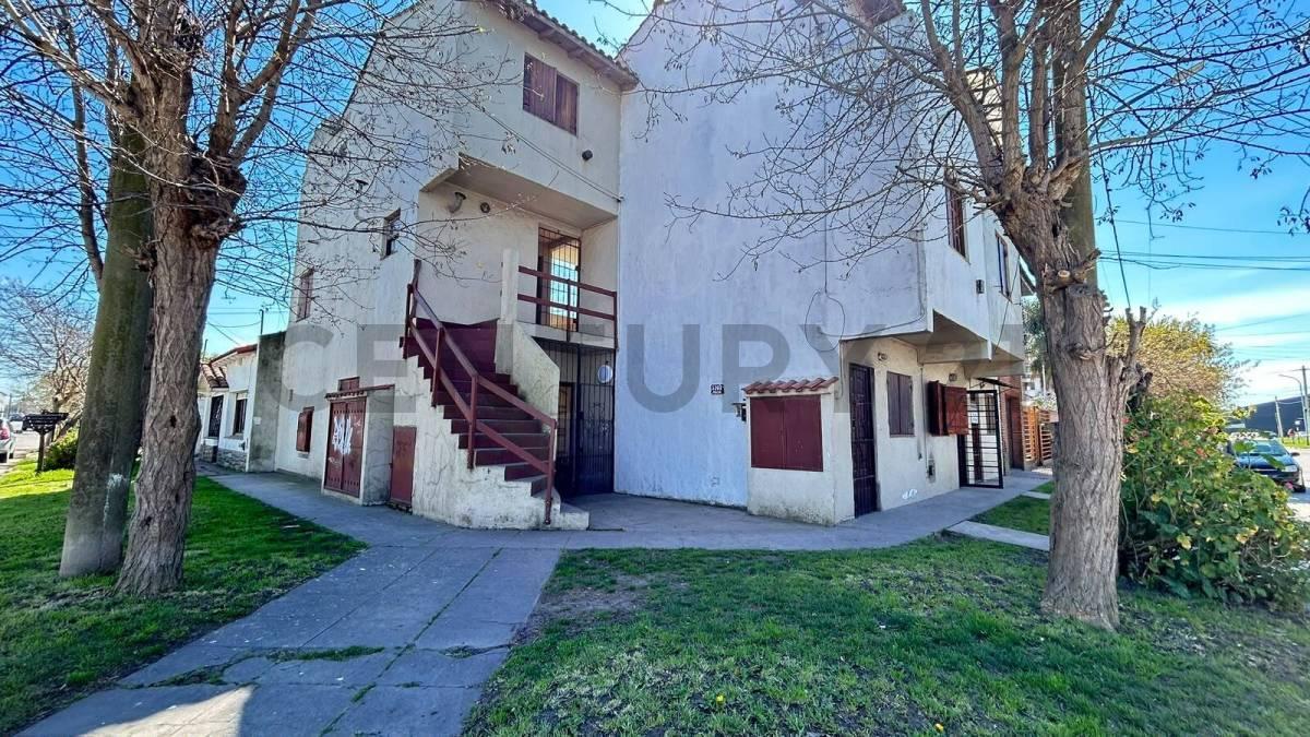 Ph de 2 ambientes ubicado en el barrio Villa Primera