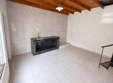 Departamento · 40m² · 2 Ambientes · Duplex en Alquiler Fcio. Varela Centro 2 Ambientes