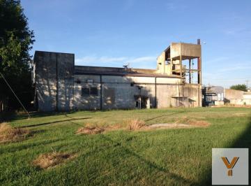 Edificio · 900m² · Edificio Comercial en Venta - 900 m² - Bragado
