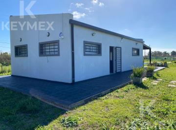 Casa · 72m² · 4 Ambientes · Casa con Pileta en Sicardi