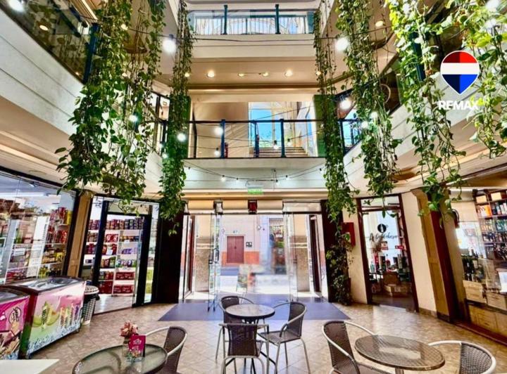 Local comercial · 544m²