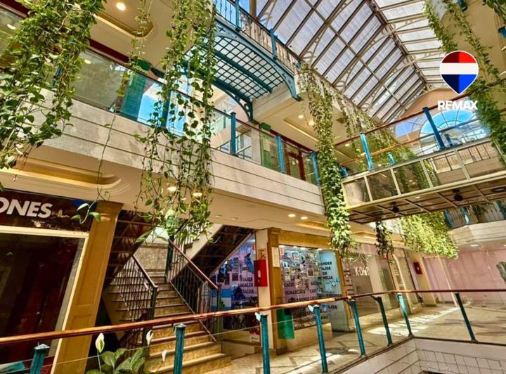 Local comercial · 544m²