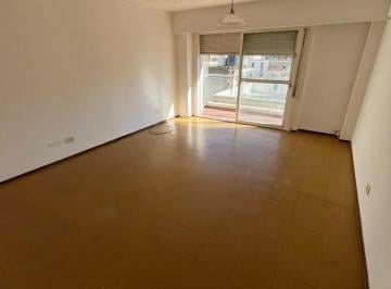Departamento · 60m² · 4 Ambientes · Departamento Entre Rios Al 300