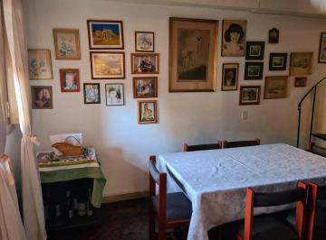 PH de 4 ambientes, Avellaneda · PH, Al Frente, Primer Piso por Escalera, Muy Amplio, Para Familia Numerosa