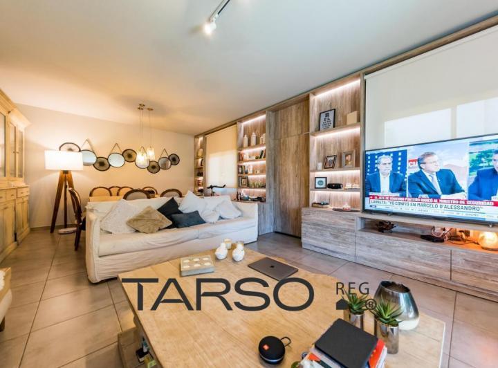Casa · 220m² · 7 Ambientes · 2 Cocheras
