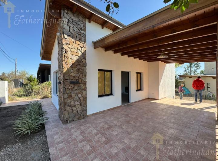 Casa · 290m² · 3 Ambientes · 1 Cochera