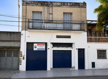 Bodega-Galpón · 480m² · Venta Galpón + Depto 3 Amb - P. Avellaneda