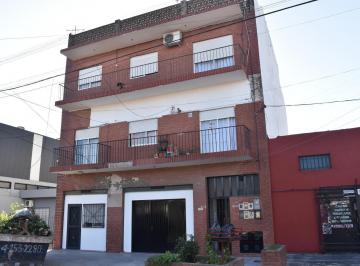Departamento · 520m² · 17 Ambientes · 6 Cocheras · Oportunidad Venta de Edificio en Bloque 6 Departamentos Local Cochera Quilmes