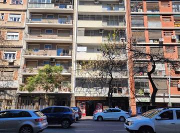 Departamento · 84m² · 3 Ambientes · Venta 3 Amb. Luminoso en Almagro. Apto Credito
