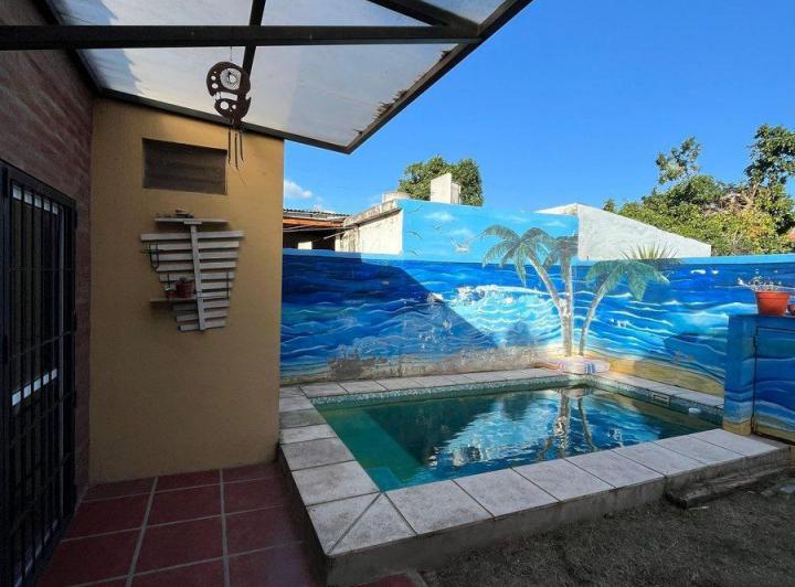 Casa · 150m² · 5 Ambientes · 2 Cocheras