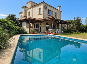 Casa · 177m² · 4 Ambientes · 4 Cocheras · Venta Casa Luminosa Rincón de La Costa Tigre