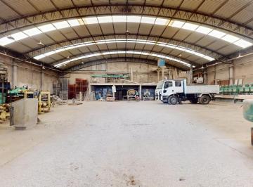 Bodega-Galpón · 1667m² · 9 Ambientes · Alquiler Galpon Ciudad Madero