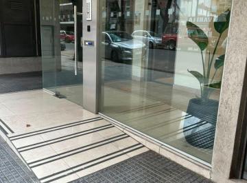 Departamento de 2 ambientes, Palermo · Amplio Semi Piso 2 Amb. Al Frente con Doble Balcón y Cochera Fija en Las Cañitas