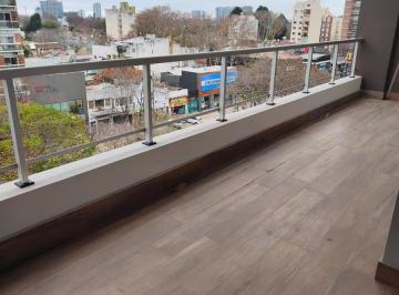 Departamento · 68m² · 3 Ambientes · 1 Cochera · Venta de Departamento en Florida 3 Ambientes 6to Piso Frente con Balcon, Cochera, Sum y Piscina