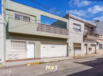 PH de 4 ambientes, Villa del Parque · Alquiler Tipo Casa 4 Ambs Sin Expensas - Garage, Patio y Terrazas | Villa del Parque