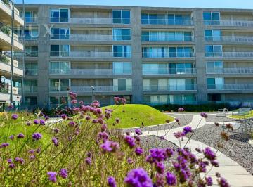 Departamento · 62m² · 2 Ambientes · 1 Cochera · Departamento Vista a La Laguna en Puertos del Lago