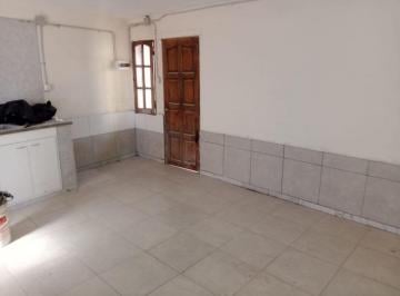 Departamento de 8 ambientes, Rodeo de la Cruz · Casa y Departamento Interno en Venta - Ubicado en Bº Escorihuela, Guaymallen