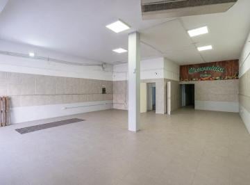 Local comercial · 220m² · 5 Ambientes · Local Comercial en Av Cabildo 4200