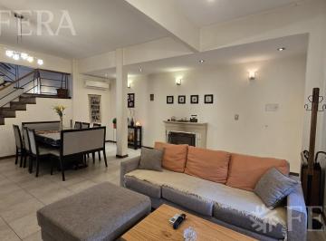 Casa · 180m² · 4 Ambientes · 1 Cochera · Venta Casa 4 Ambientes con Cochera y Parque en Barracas