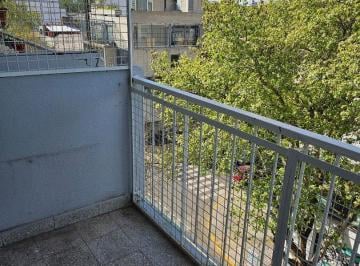 Departamento · 40m² · 2 Ambientes · Dpto 2 Amb Al Fte C/bcon