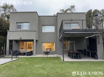 Casa · 250m² · 3 Dormitorios · Alquiler Enero 2027 - Barrio Cerrado La Damasia - Excelente Casa