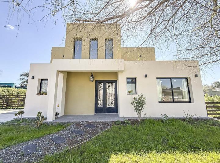 Casa · 134m² · 4 Ambientes